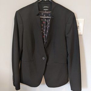 RW&Co black crepe blazer with hearts lining